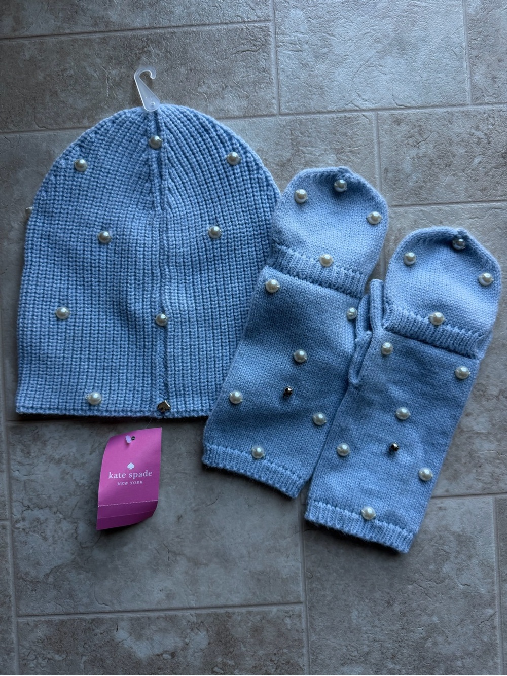 Kate Spade NWT Pearl Beanie and Mittens Set Ocean Fog - Hat & Mittens Set